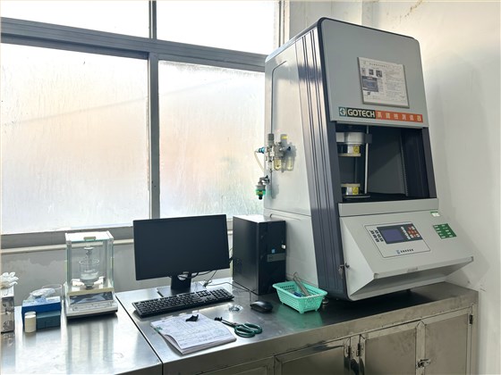 檢測(cè)設(shè)備圖片